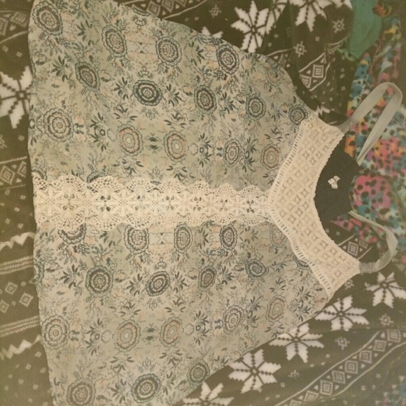 Maurices light weight tank - Picture 1 of 3